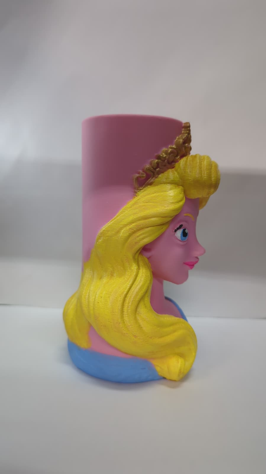 Princess Pencil Holder – Hand-Painted Desk Organizer