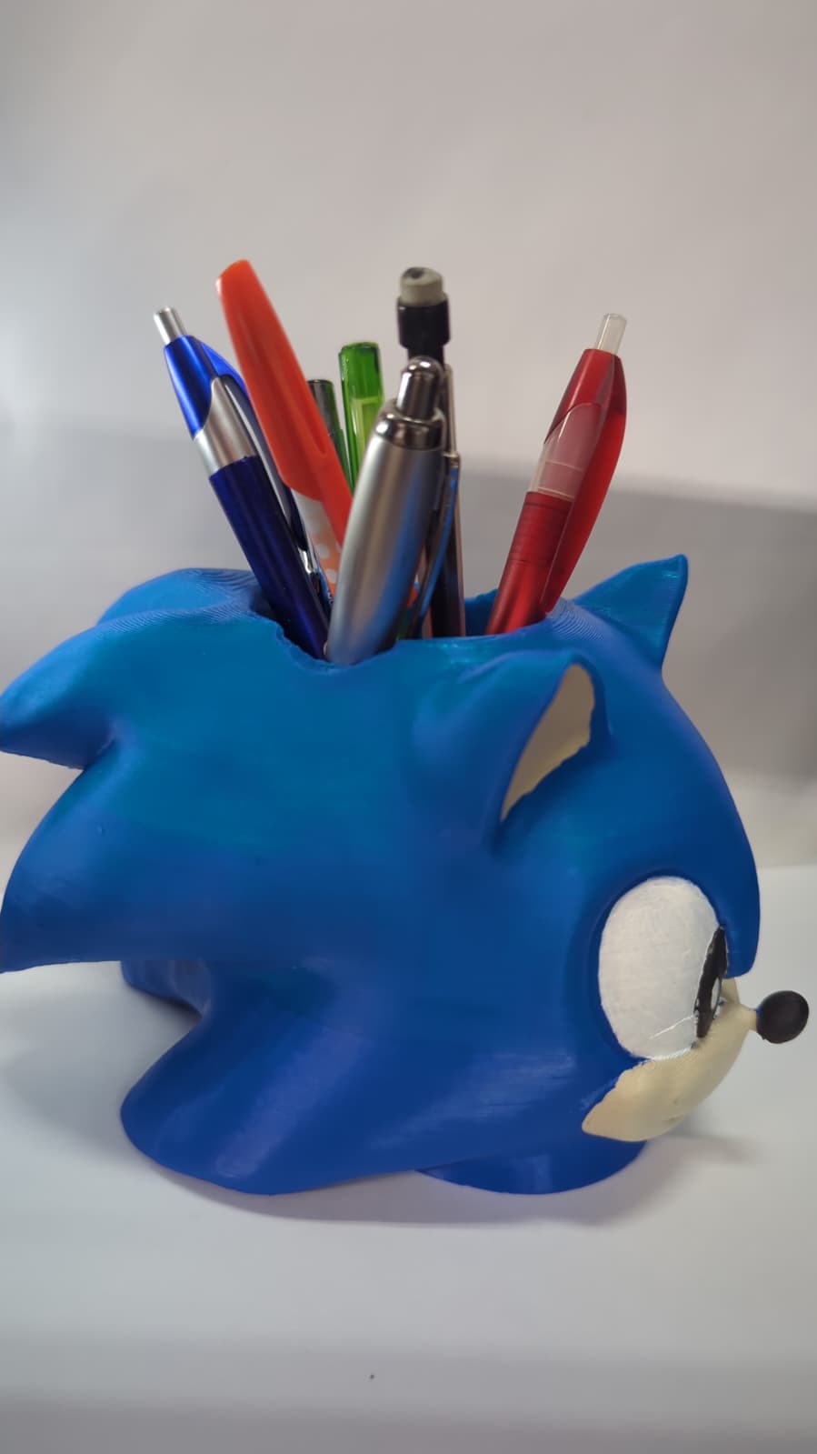 Sonic the Hedgehog Pencil Holder – Hand-Painted Desk Organizer