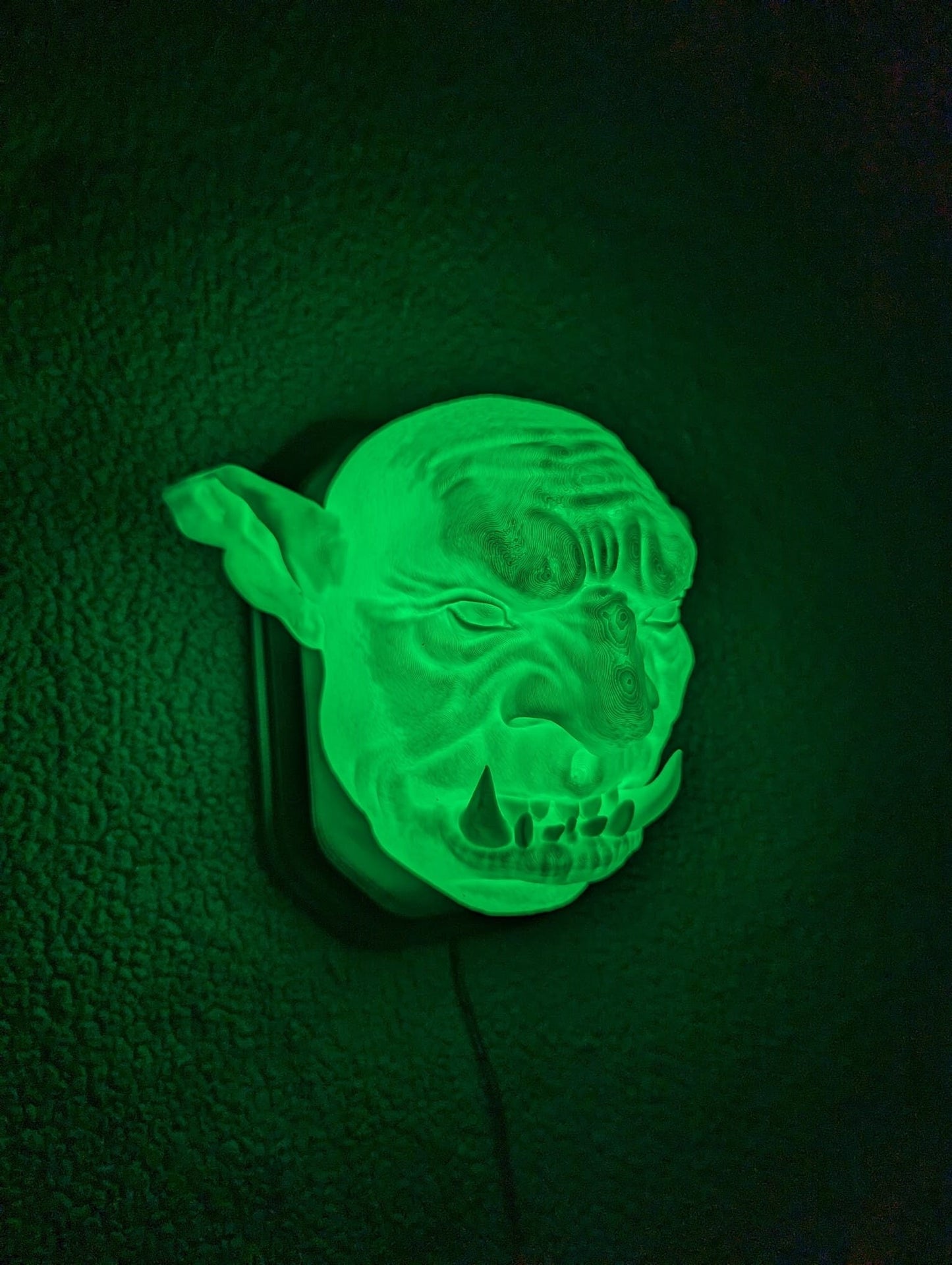 Cave Troll Head  wall trophy lamp to decorate your room: bedroom, playroom or office.