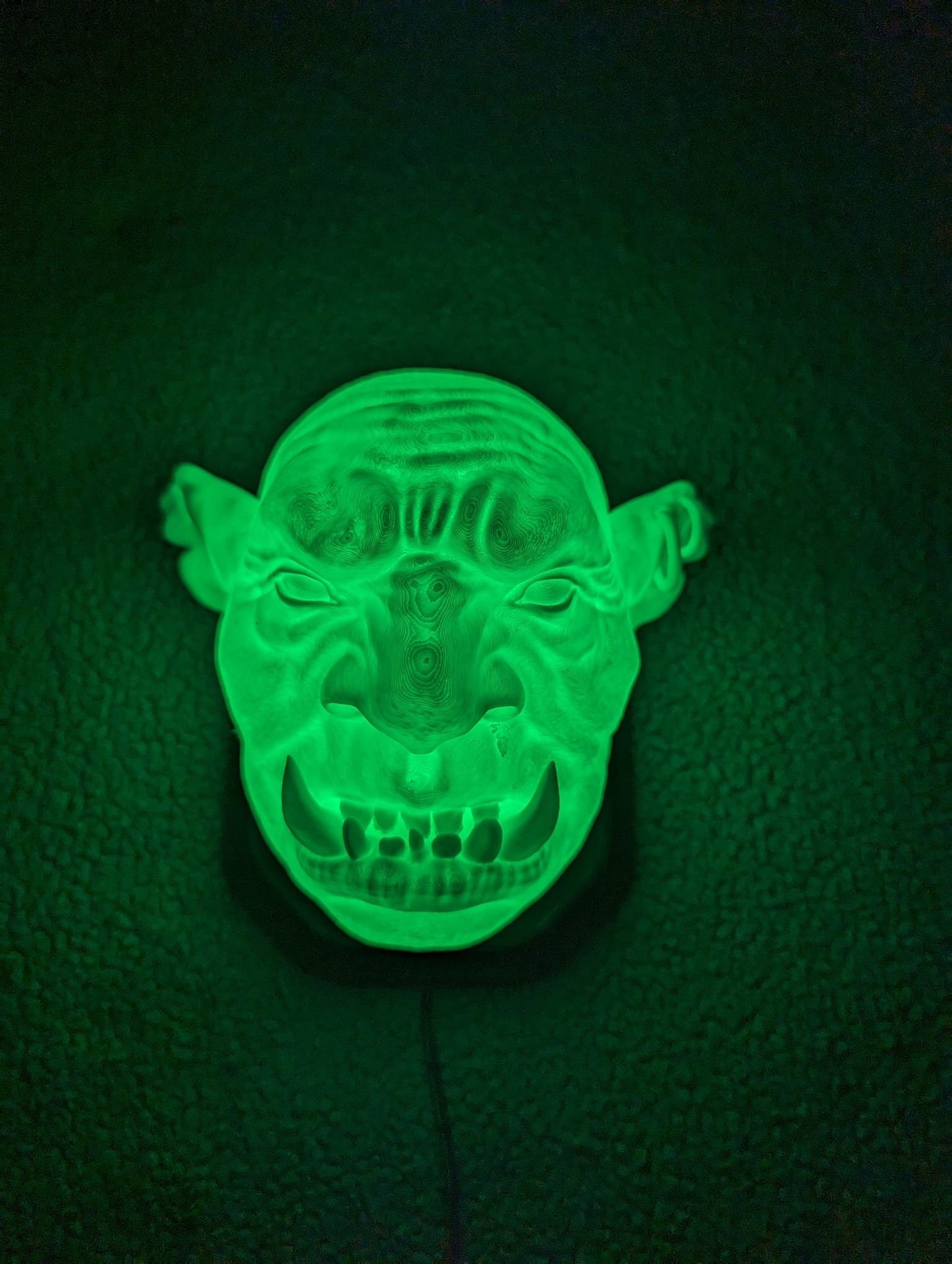 Cave Troll Head  wall trophy lamp to decorate your room: bedroom, playroom or office.